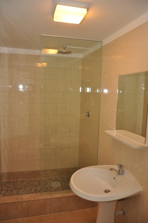 B&B Dumbrava Гура-Гуморулуй Экстерьер фото